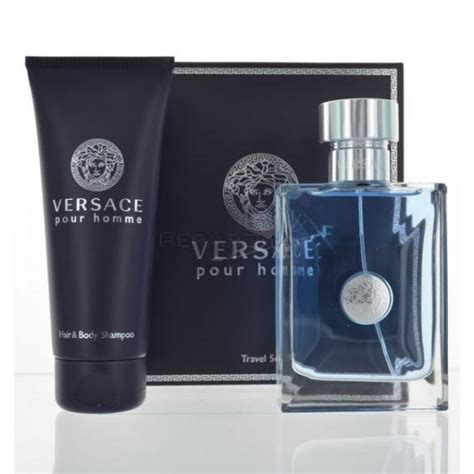 versace pour homme travel size.